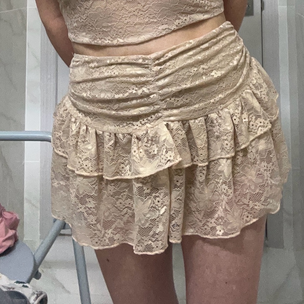 Beige skirt with built-in shorts